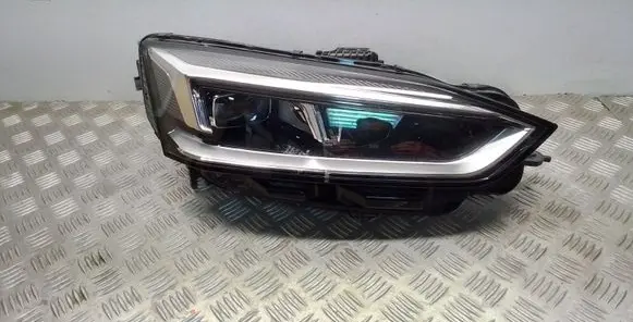 Audi A5 Headlight/headlamp 8W6941034D 4M0907397AB 7PP941572AC