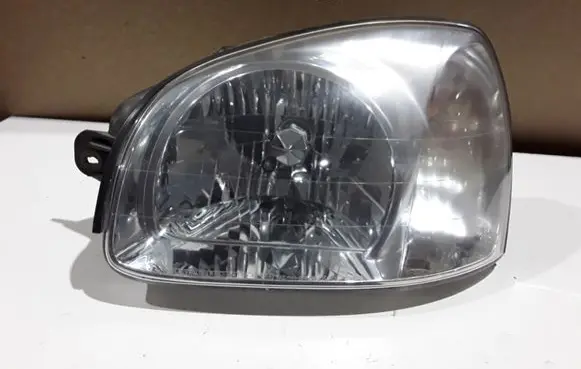 Hyundai Santa Fe Headlight/headlamp 9210126XXX