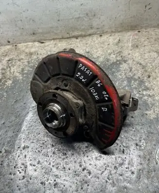 Volkswagen PASSAT B6 Front wheel hub