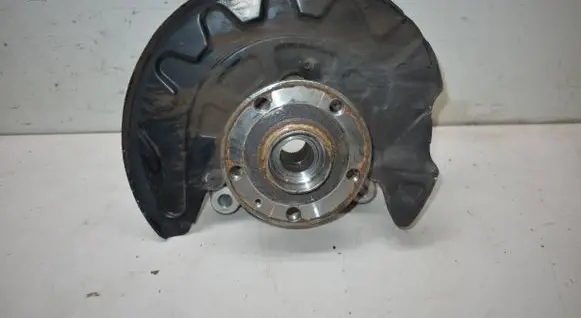 Audi A3 S3 8V Front wheel hub 5Q0407257A