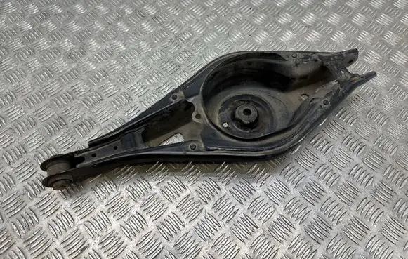 Volvo XC40 Rear upper control arm/wishbone 32221200