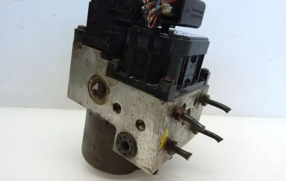 Nissan Almera N16 ABS Pump 0265216787