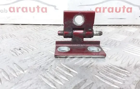Volvo V70 Rear door lower hinge
