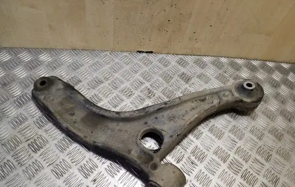 Renault Master III Front lower control arm/wishbone