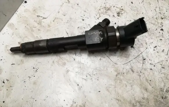 Renault Trafic II (X83) Fuel injector 04451100217700111014