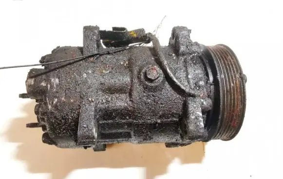Peugeot 807 Air conditioning (A/C) compressor (pump) 9646416780
