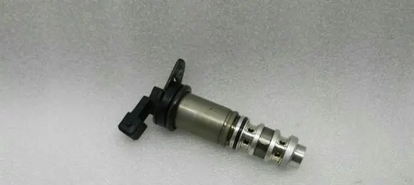 BMW 5 GT F07 Camshaft vanos timing valve 7561265