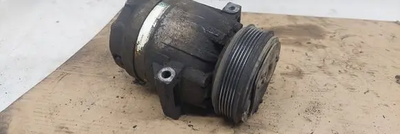 Renault Megane II Air conditioning (A/C) compressor (pump) 1135309
