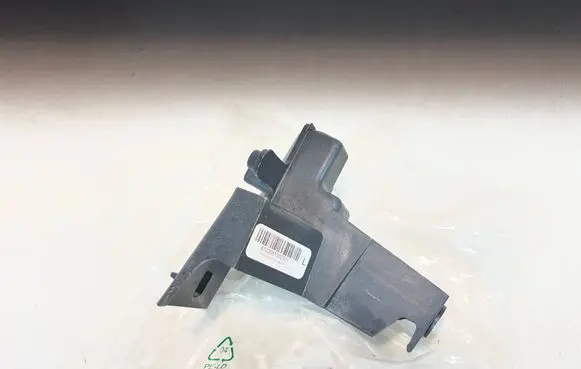 Renault Clio IV Rear bumper mounting bracket 850419912R