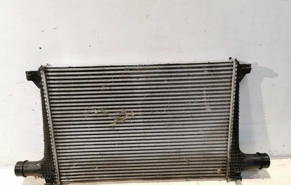 Audi Q7 4M Intercooler radiator 4M0145805G ED668005 4M0094