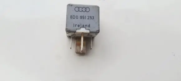 Audi A4 S4 B5 8D Other relay 8D0951253 899312000