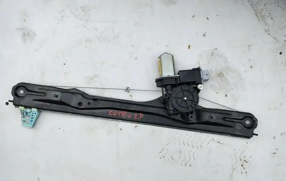 Opel Combo D Front window lifting mechanism without motor