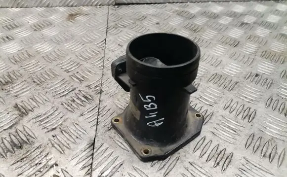 Audi A4 S4 B5 8D Mass air flow meter 058133471
