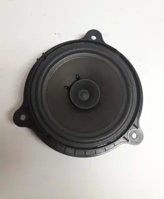 Renault Kadjar Front door speaker