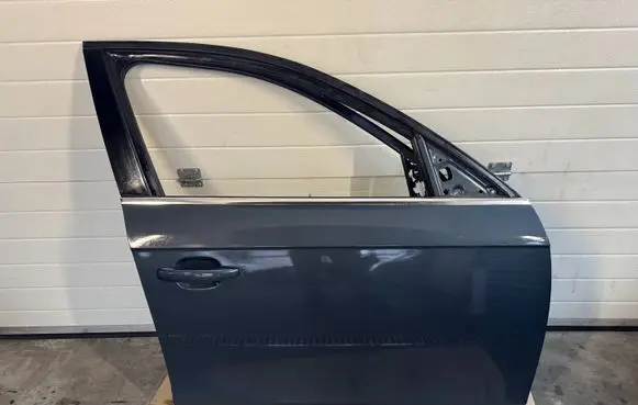 Audi A4 S4 B8 8K Front door 