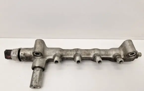 Opel Meriva B Fuel main line pipe 55PP0501 10295440866
