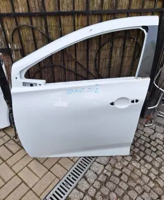 Renault Zoe Front door