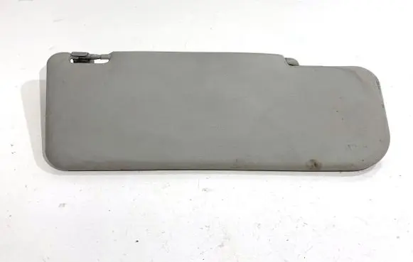 Sun visor