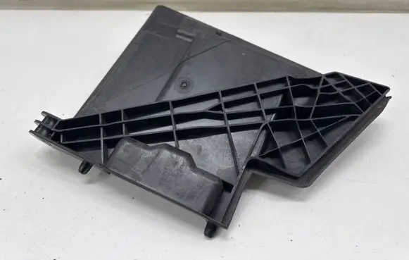 BMW 1 F40 Battery tray 7473113