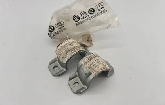 Audi Q5 SQ5 Sway bar bush bracket, rear 1K0511439E 20799551 033210HU1VU