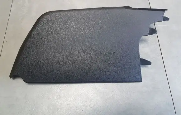 Audi Q8 Trunk/boot lower side trim panel 4M8868605