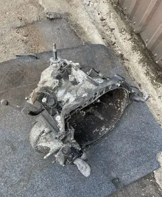 Peugeot 307 Manual 5 speed gearbox 