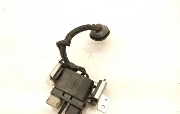 Tesla Model X Other devices 334721201