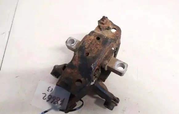 Volkswagen Polo Engine mount bracket 6q0199555