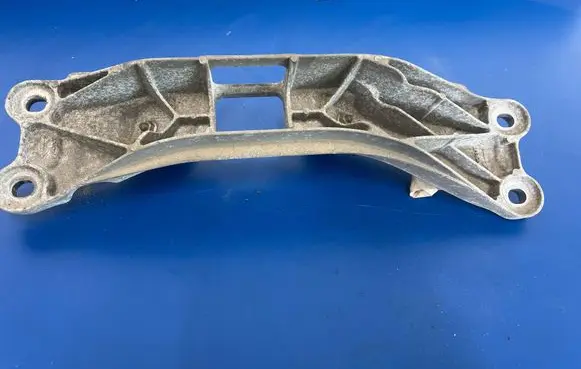 Cadillac ATS Gearbox mounting bracket 22866318