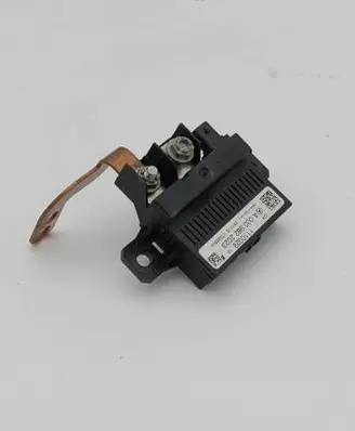 Mercedes-Benz Vito Viano W447 Charging relay 1110029 A0009822023