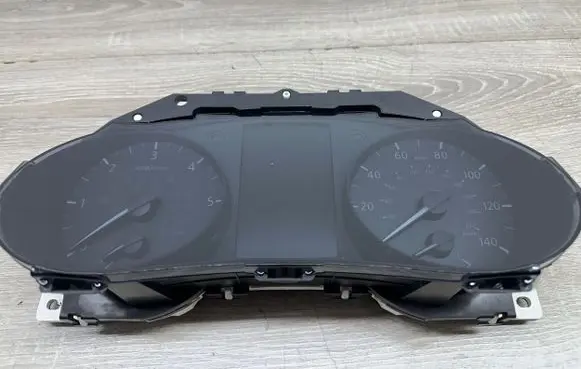Nissan X-Trail T32 Speedometer (instrument cluster) TYPE920C 4CB3AAPPY 141202