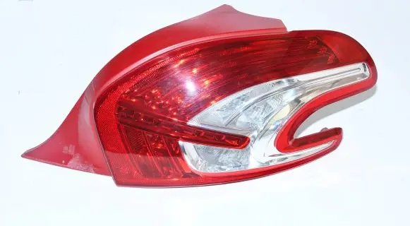 Peugeot 208 Rear/tail lights 9672628380