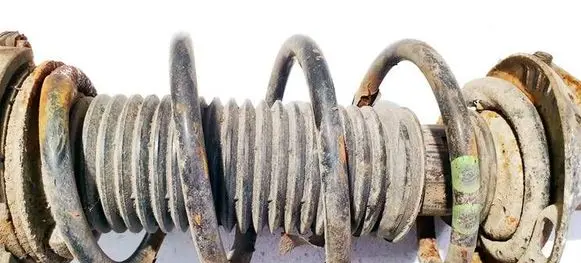 Volkswagen Jetta V Front coil spring 