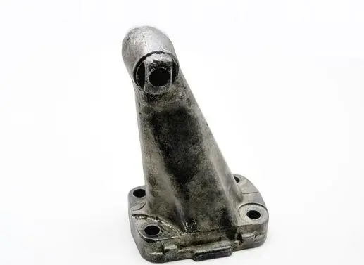 Mercedes-Benz 100 W631 Engine mounting bracket 1152230504