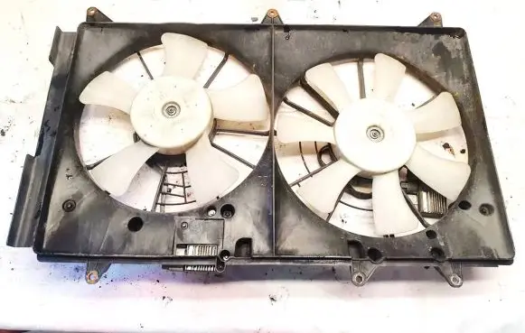 Mazda CX-7 Radiator cooling fan shroud