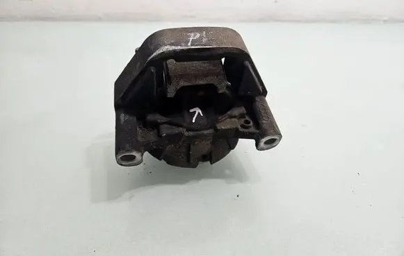 Audi A7 S7 4G Engine mount bracket