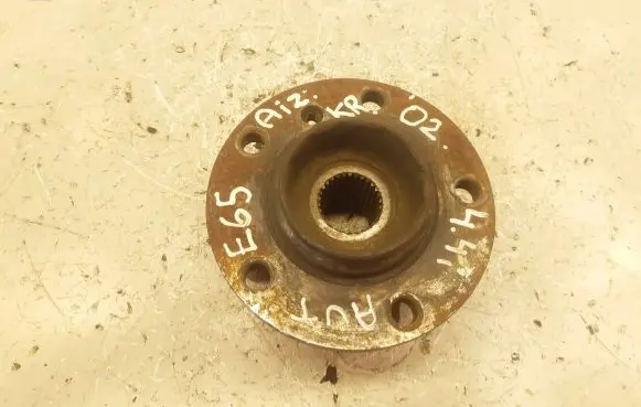 BMW 7 E65 E66 Rear wheel bearing hub 