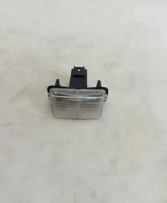 Peugeot 307 Number plate light 71907190 7190 E27190
