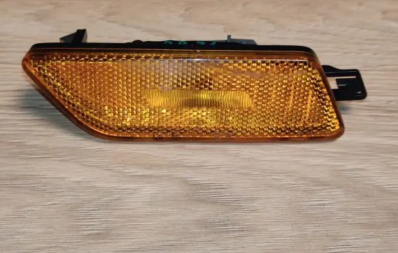 Porsche Macan (95B) Front indicator light 95B945120