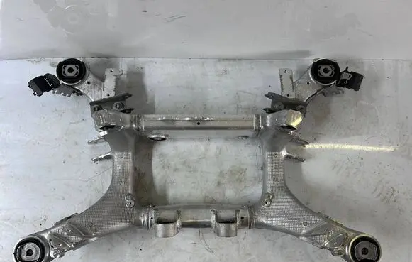 BMW X7 G07 Rear subframe 6894149