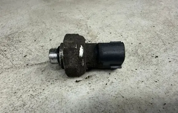 Toyota Auris 150 Air conditioning (A/C) pressure sensor
