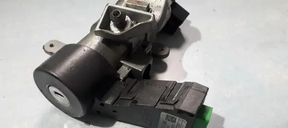 Volvo XC90 Ignition lock contact 8621509 510130020