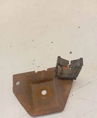 Volkswagen Transporter - Caravelle T4 Battery bracket 701915313
