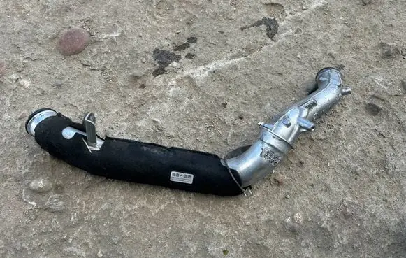 Mercedes-Benz E W213 Intercooler hose/pipe A6540980207 A6540980400
