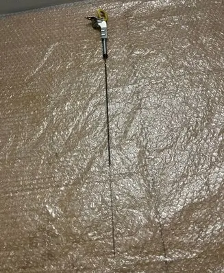 Toyota Yaris XP210 Oil level dip stick 
