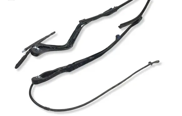 Volvo XC90 Front wiper blade arm 31391846 97036203 31391847