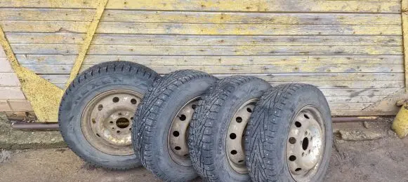 Fiat Ducato R15 winter/snow tires with studs KBA43816 60577 KBA4381660577