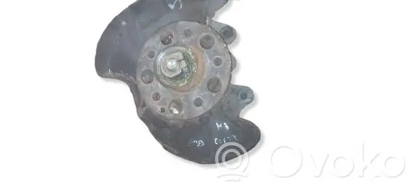 Mercedes-Benz CLK A209 C209 Front wheel hub spindle knuckle 