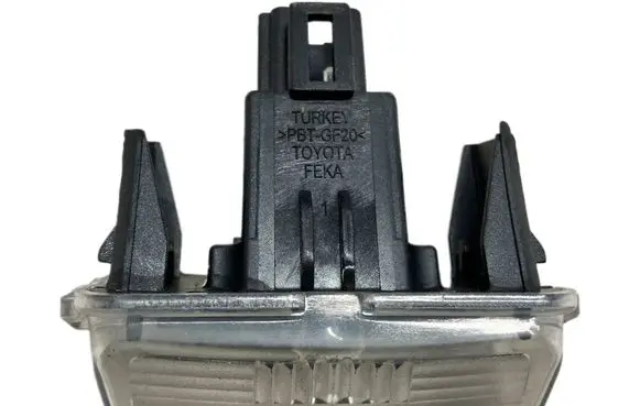 Toyota Yaris Number plate light