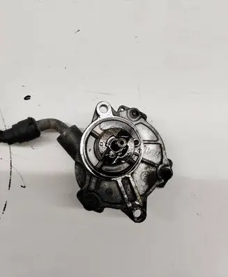 Mercedes-Benz C W203 Vacuum pump A6112300065